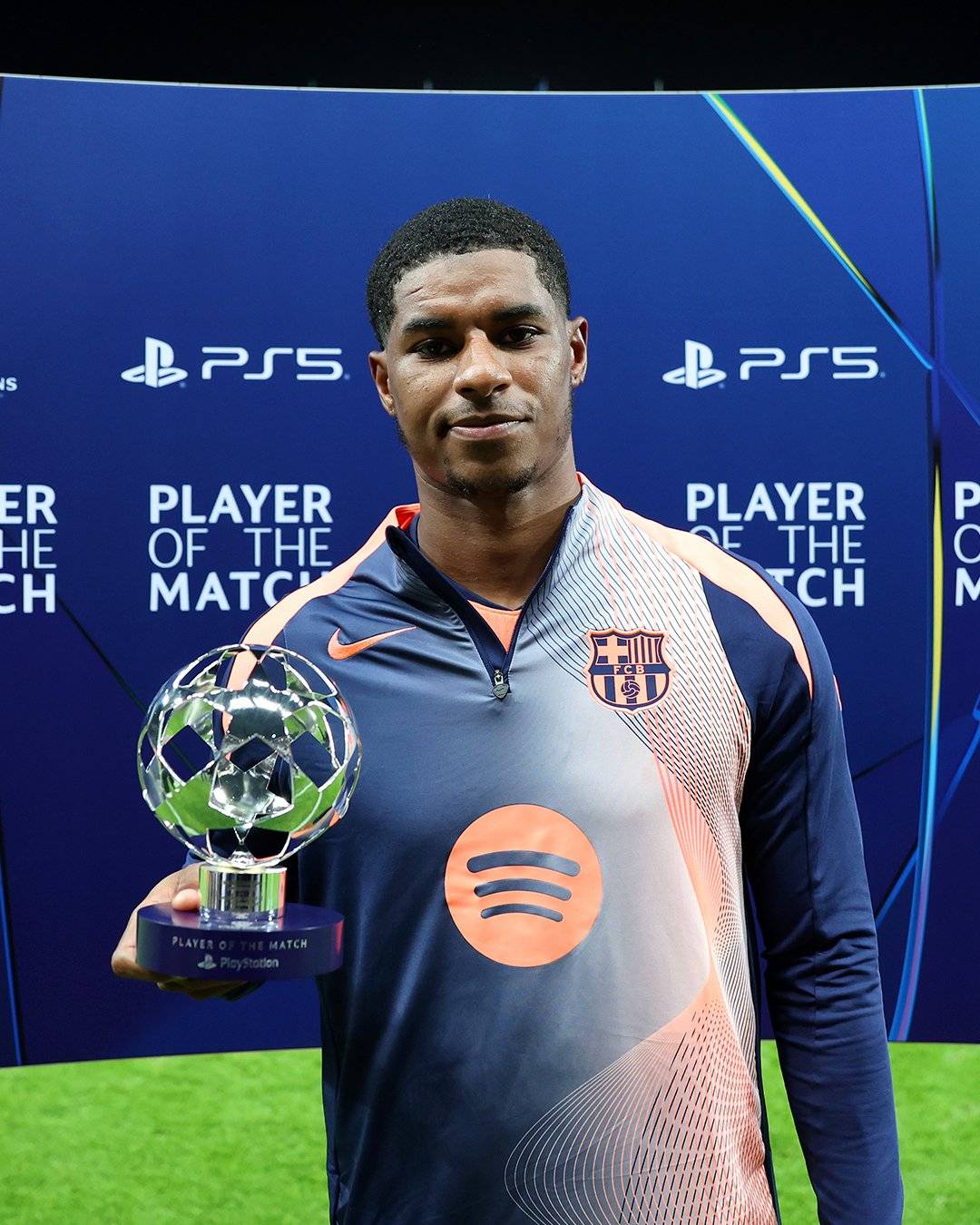 开云官网-那不勒斯鏖战瑞士，拉什福德惊艳四座  第2张