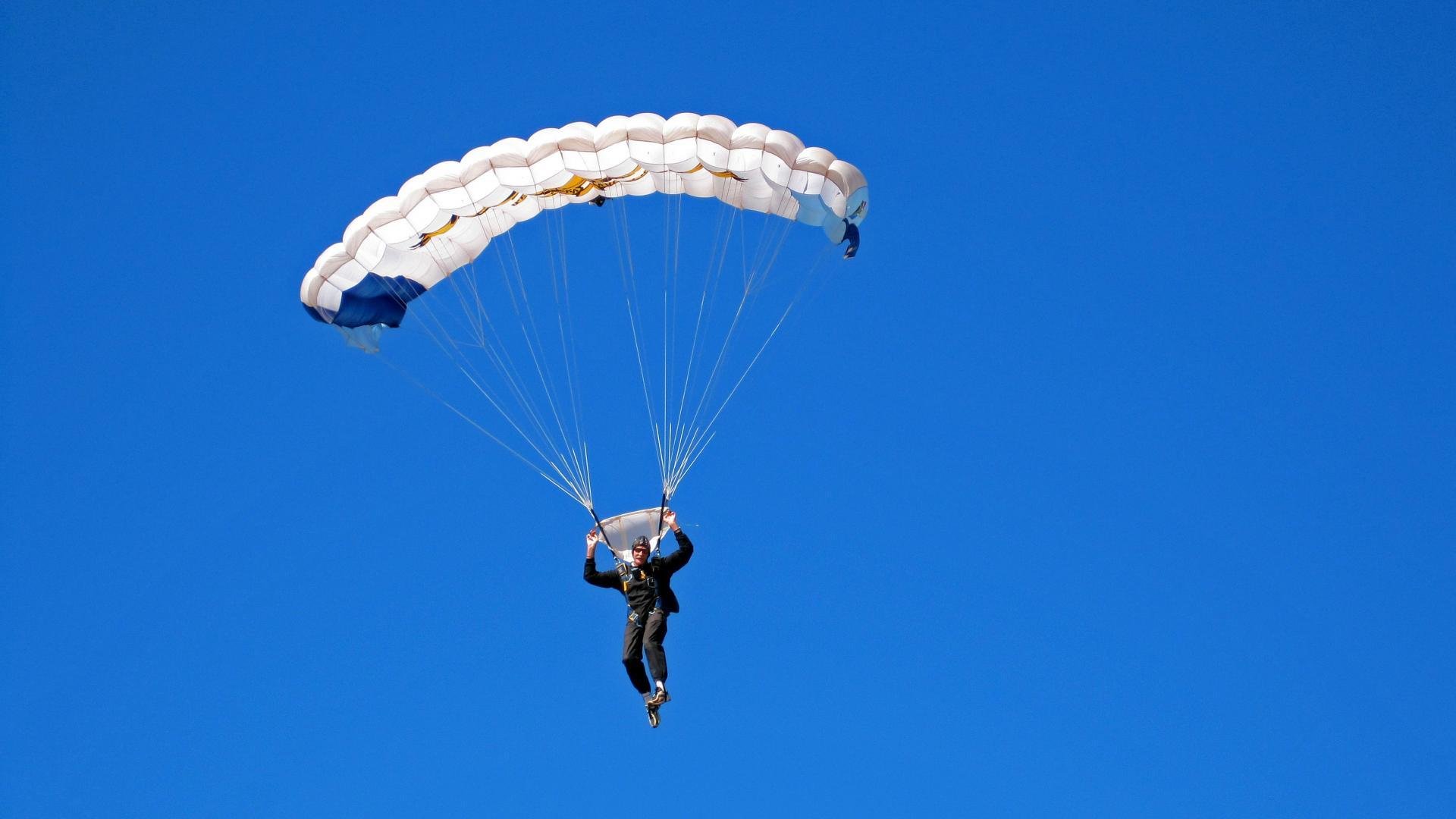 开云体育平台APP-足球与石油，当挪威战车碾过安哥拉，谁在绿茵场外布棋？  第2张