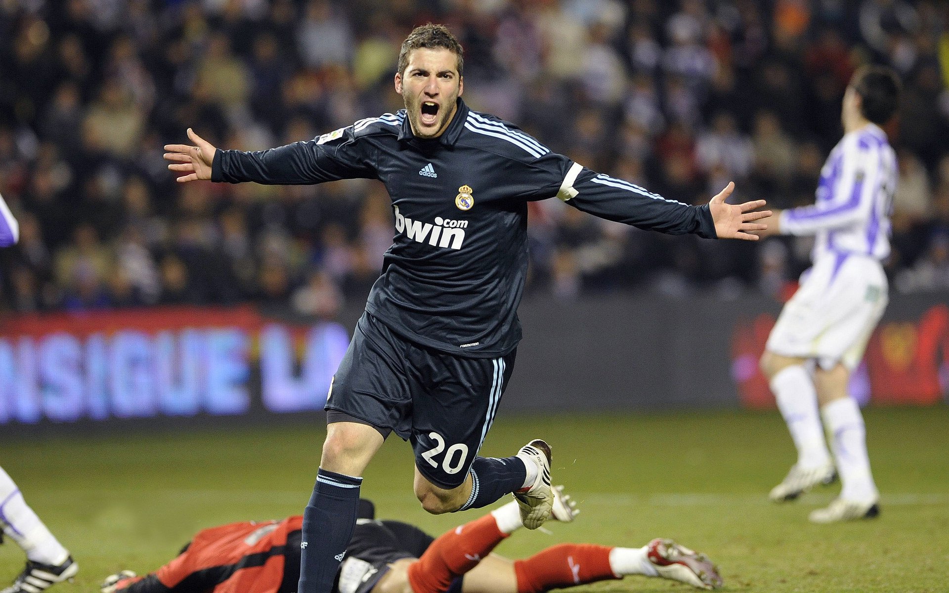 开云体育下载-佩德里爆发,沙特压哨击败土耳其,足球世界的权力转移与地缘新棋局 第2张 开云体育下载-佩德里爆发,沙特压哨击败土耳其,足球世界的权力转移与地缘新棋局 第2张